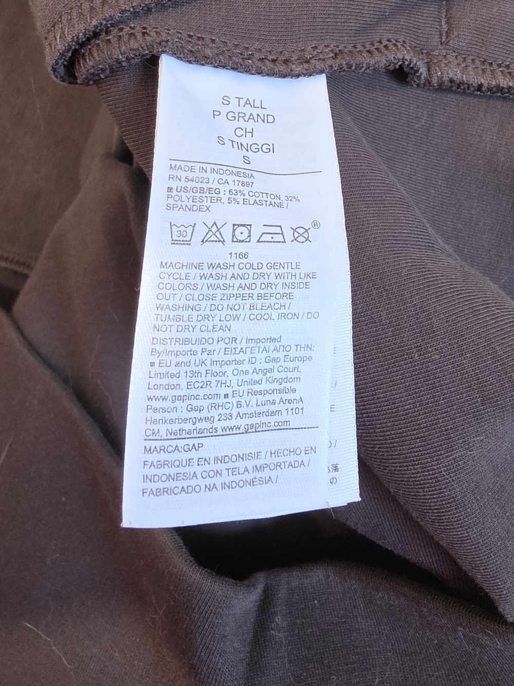 GAPfit Oversized Quarter Zip Hoody - Picture 6 of 7